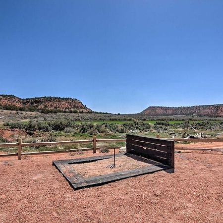 Modern Ranch House With Fire Pit And Valley Views 卡纳布 外观 照片