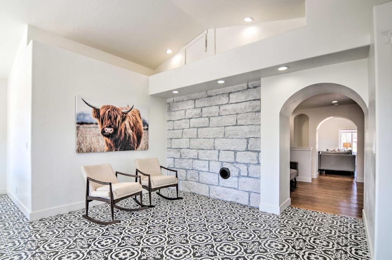 Modern Ranch House With Fire Pit And Valley Views 卡纳布 外观 照片