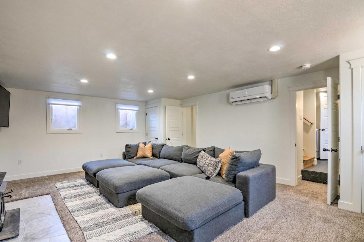 Modern Ranch House With Fire Pit And Valley Views 卡纳布 外观 照片
