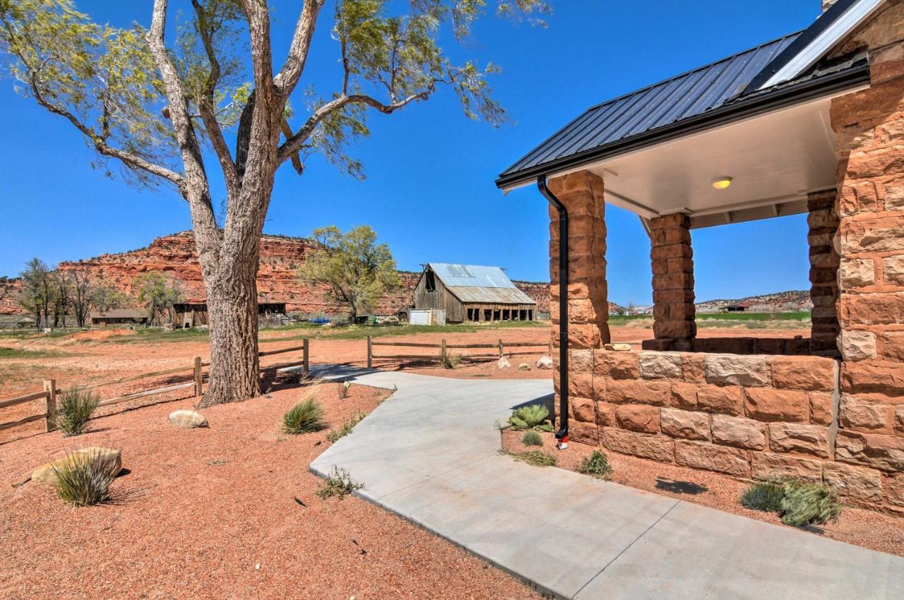 Modern Ranch House With Fire Pit And Valley Views 卡纳布 外观 照片
