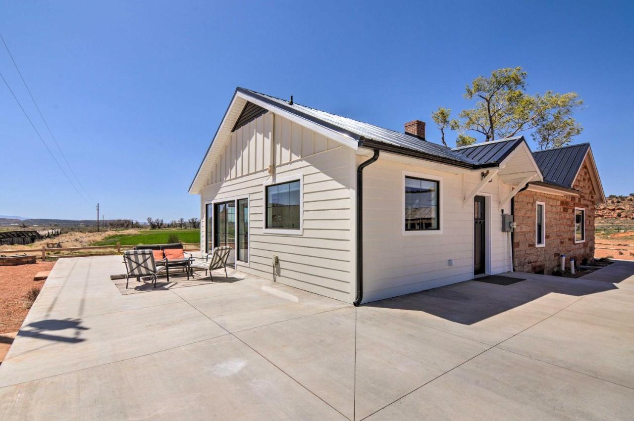 Modern Ranch House With Fire Pit And Valley Views 卡纳布 外观 照片